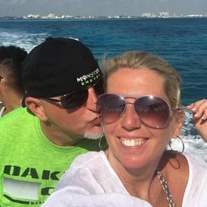 Meet your Posher, Chuck